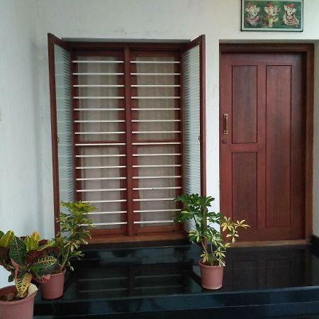 Yaa Residency Near Vit Apartment Vellore Exterior foto